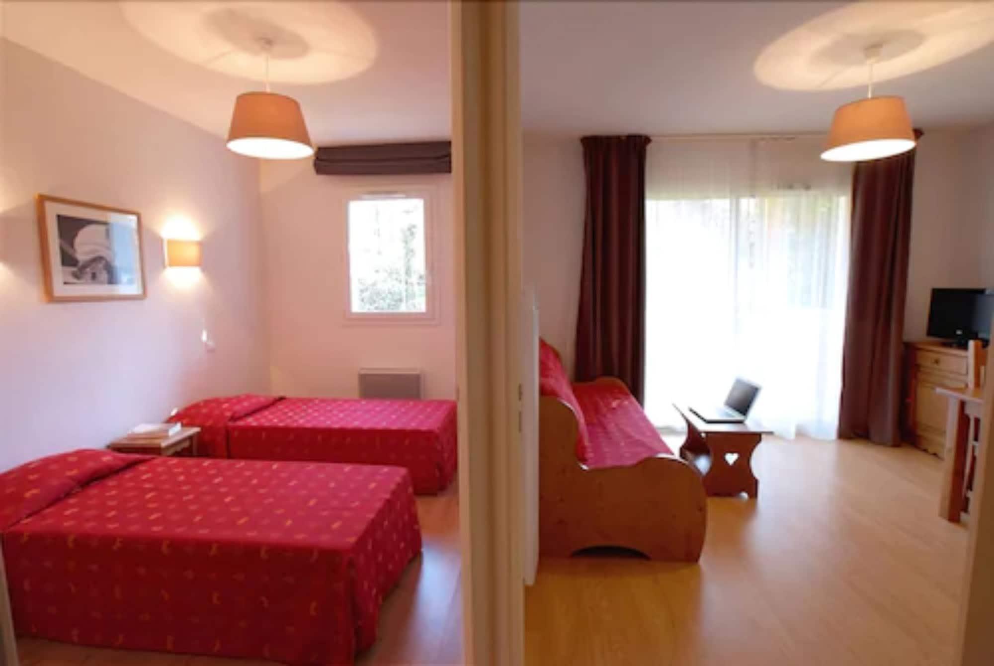 Domaine de la Vallée d'Ax Aparthotel 3*